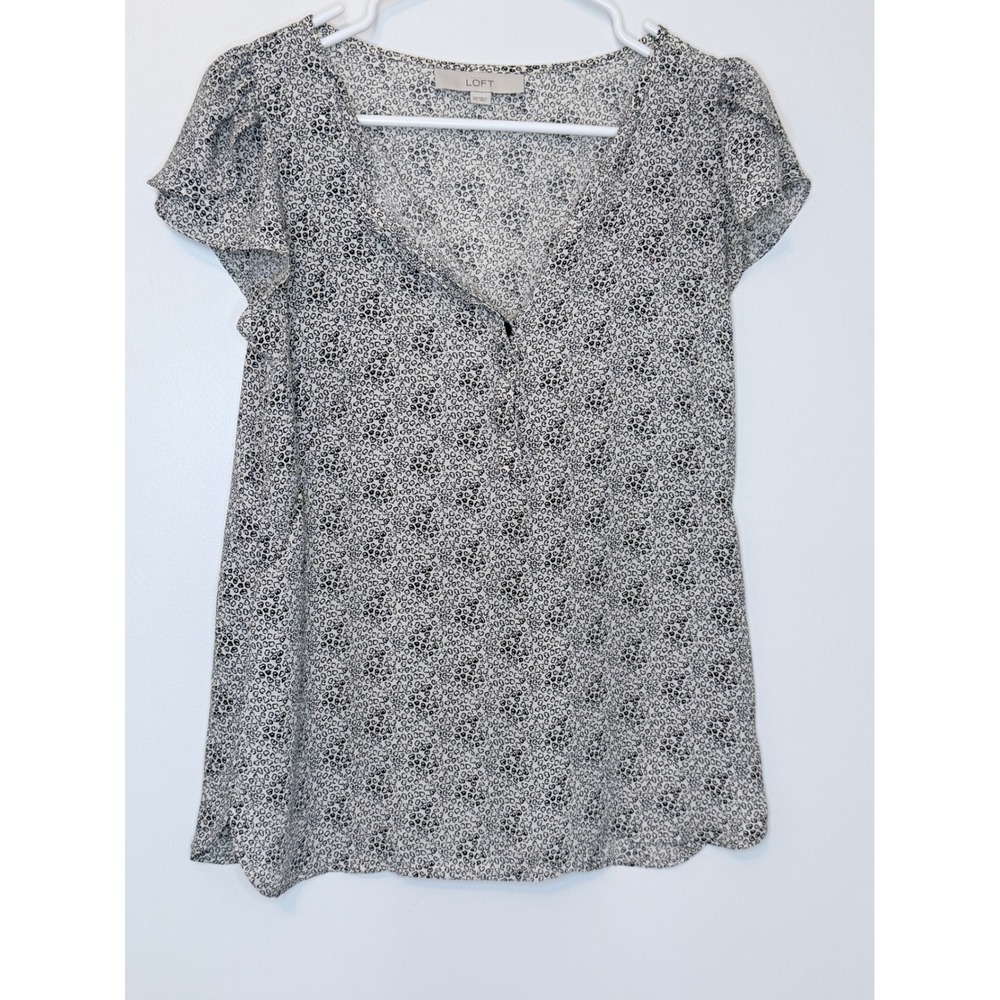 LOFT Ann‎ Taylor V-Neck Flutter Sleeve Blouse Black White Animal Print XS